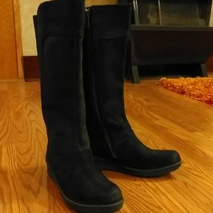 New Born black leather boots